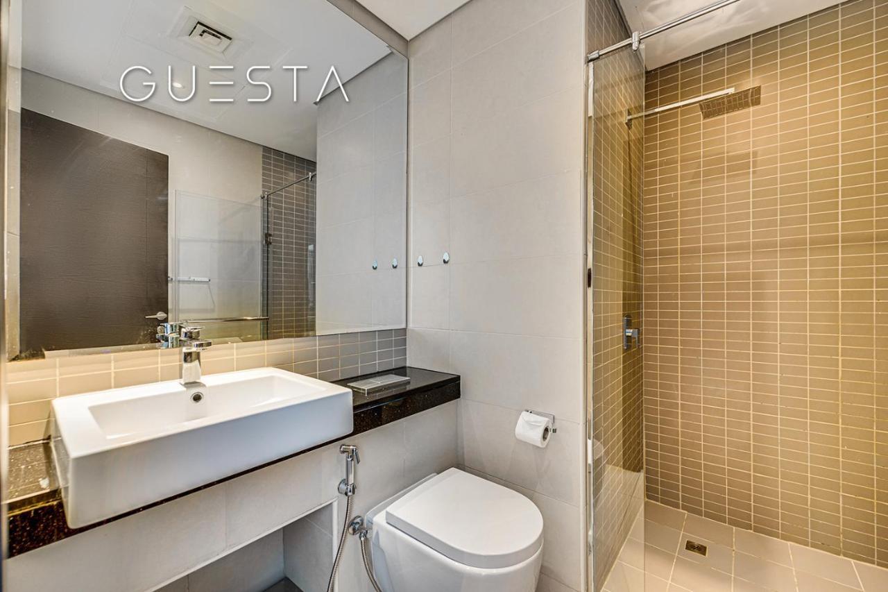 Silverene Tower, Dubai Marina Exterior photo